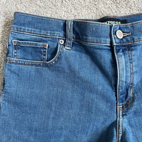Express medium wash cut off frayed “midi” mid rise shorts size 12 - Picture 4 of 7